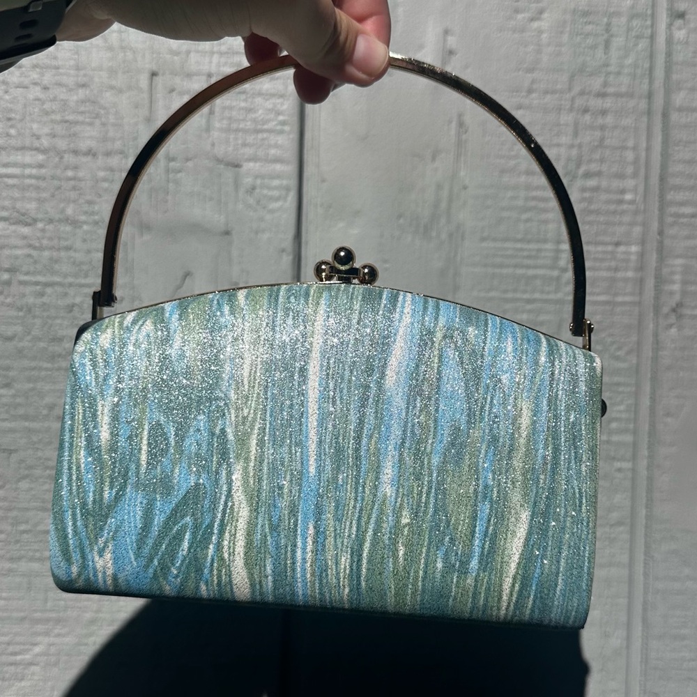 Vintage Metal Handle Clutch Bag